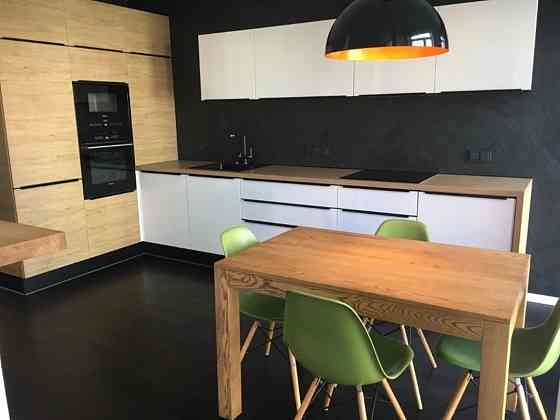 Оренда Квартира 3-кімнатна, 7/9 поверх на ул. Регенераторная, 4 Київ