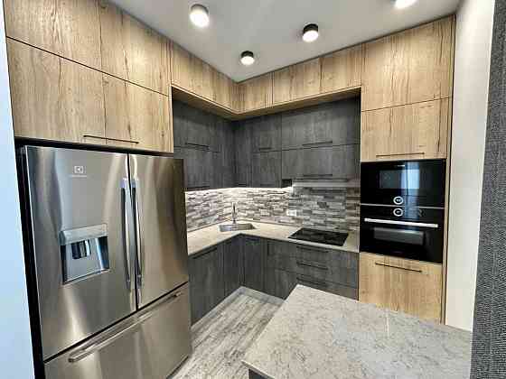 Продаж Квартира 2-кімнатна, 20/24 поверх на Лабораторний вул., д. 7 Kiev