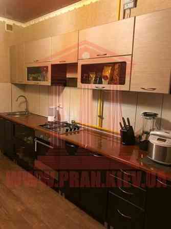 Продаж 2к Квартира 70 кв.м  