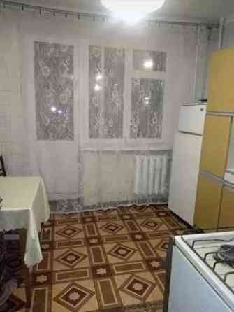 Оренда Квартира 3-кімнатна, 3/6 поверх на ул. Саксаганского Київ