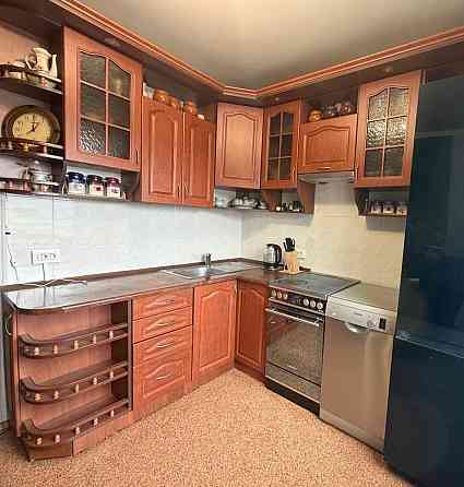 Продаж Квартира 4-кімнатна, 15/16 поверх на Заболотного Академіка вул., д. 110 Київ