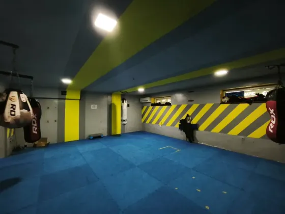 Продажа Цокольное или подвальное помещение площадь 145 кв.м 1-й этаж на Лінтура 10 Ужгород