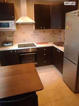 Оренда Квартира 2-кімнатна, 4/16 поверх на вул. Срібнокільська, 8 Киев