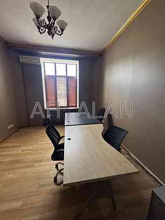 Оренда Будинок 5-кімнатний на Руставелі Шота вул., 23 Kiev