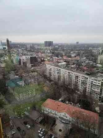 Продаж Квартира 1-кімнатна, 24/24 поверх на Ивана Франко ул. Одеса