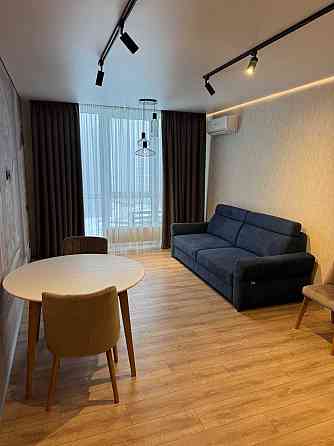 Продаж Квартира 2-кімнатна, 4/25 поверх на Некрасова вул., д. 10а Kiev