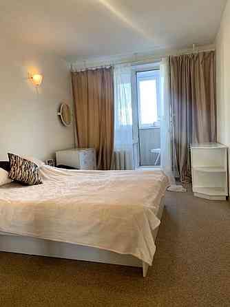 Оренда Квартира 3-кімнатна, 8/16 поверх на Русанівська Набережна, 6 Kiev