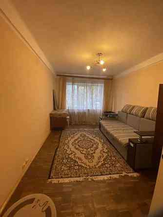 Оренда Квартира 2-кімнатна, 2/5 поверх на ул. Азербайджанская, 4 Киев