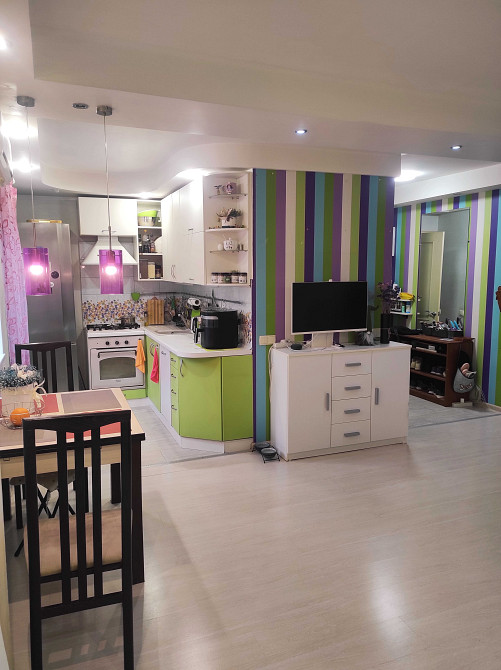 Продаж Квартира 2-кімнатна, 2/5 поверх на Вишгородська вул., д. 48б Київ - фото 1