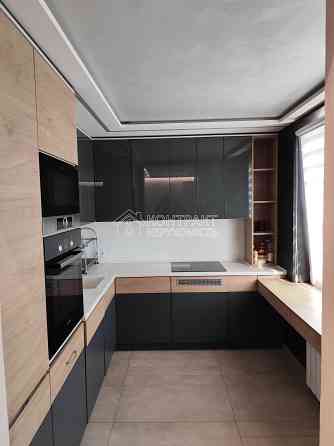 Продаж Квартира 3-кімнатна, 10/12 поверх на вул. Людвига Свободы Харьков