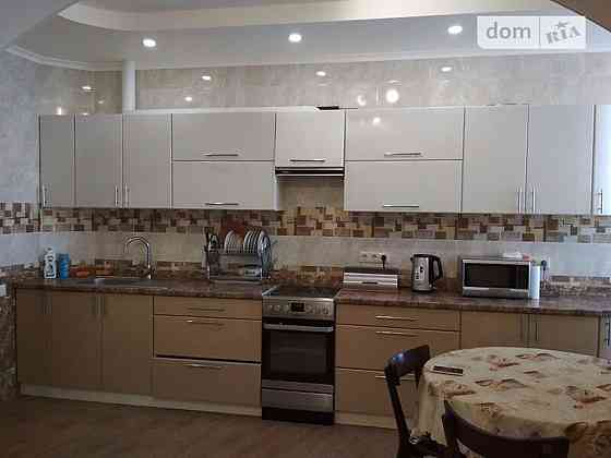 Оренда Квартира 2-кімнатна, 11/25 поверх на ул. Коперника Киев