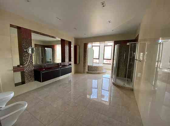 Продаж Квартира 4-кімнатна, 11/13 поверх на Володимира Івасюка просп. (Героїв Сталінграда), 6 Kiev