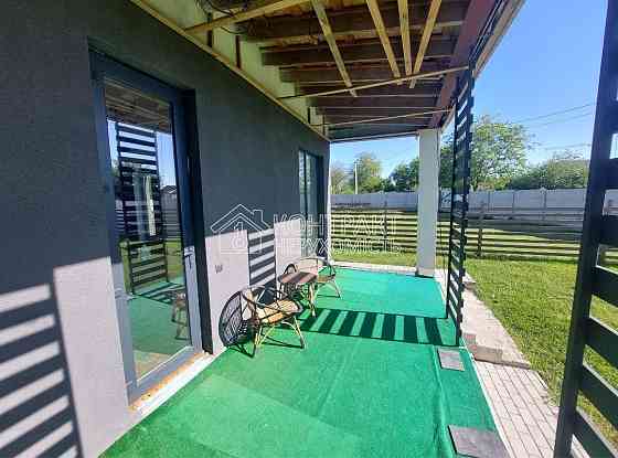 Продаж Будинок 5-кімнатний на вул. Безперчего Kharkiv