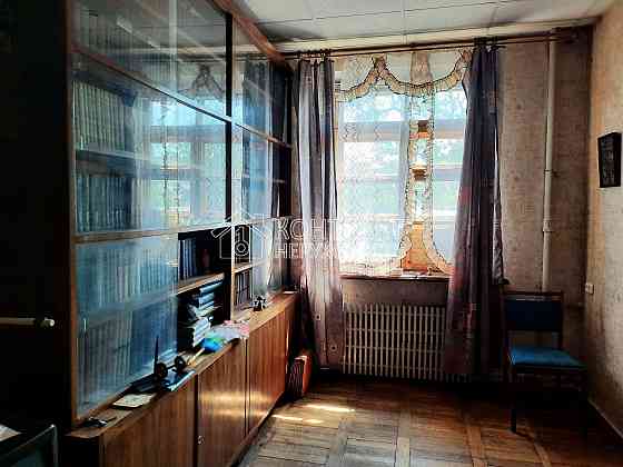 Продаж Квартира 3-кімнатна, 4/5 поверх на вул. Куликівський узвіз Харків