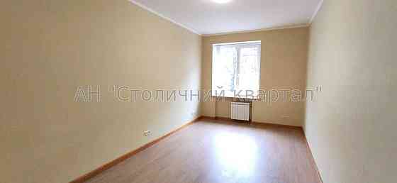 Оренда Будинок 3-кімнатний на Круглоуніверситетська вул., 17 Київ