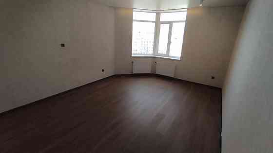 Продам 3 комнатную квартиру с дизайнерским ремонтом  на Таирова Одеса