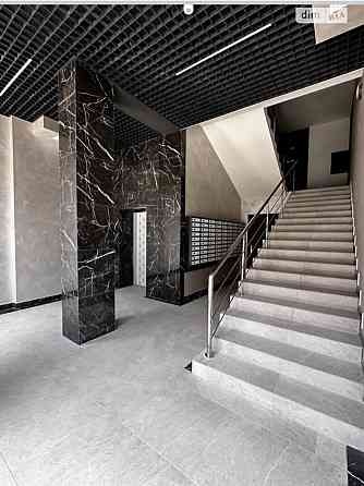 Продаж Квартира 2-кімнатна, 10/10 поверх на Праведників Світу (Максимовича) Vinnytsya