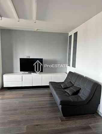 Продаж Квартира 3-кімнатна, 27/36 поверх на вул. Княжий Затон Київ