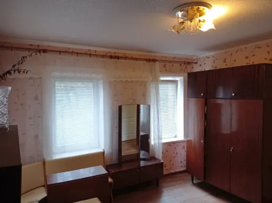 Продаж 2к Квартира 36.7 кв.м вул. Короленко 67 Дніпро