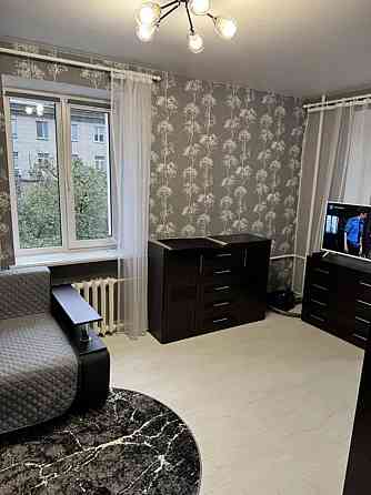 Оренда Квартира 1-кімнатна, 4/5 поверх на Будівельників, 26/8 Київ