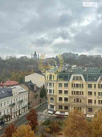 Продаж Квартира 3-кімнатна на Воздвиженская ул., 22 Київ