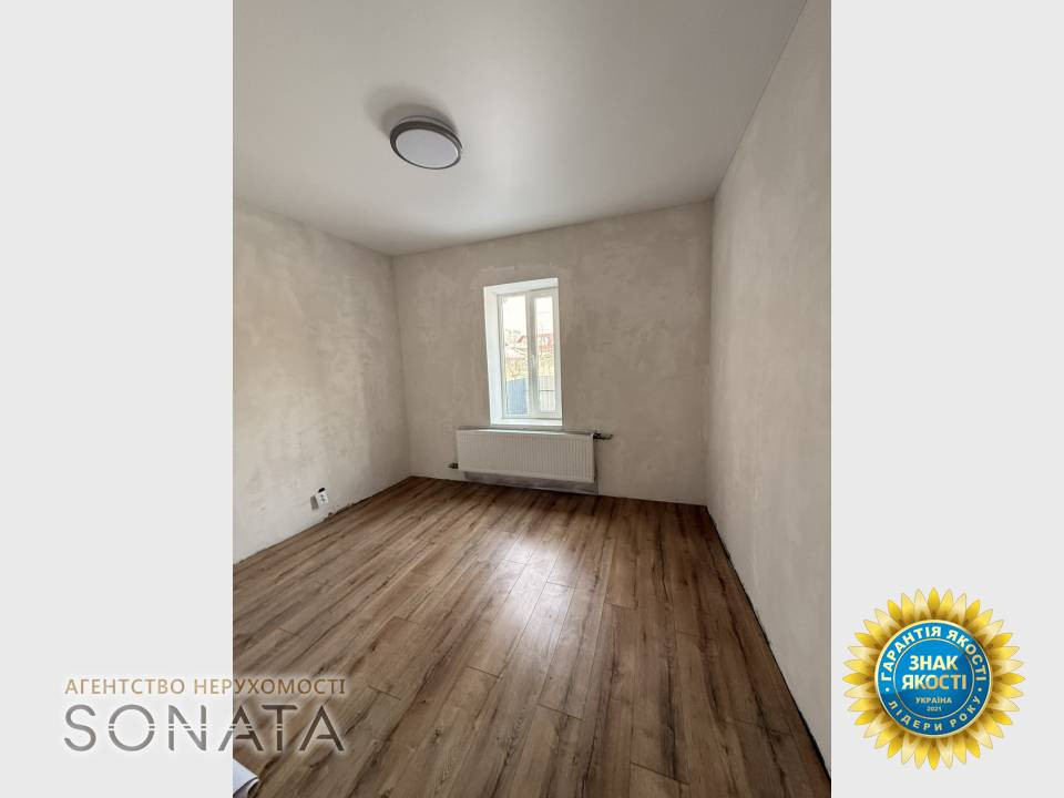 Продаж Квартира 2-кімнатна, 1/1 поверх на Хрещатик Черкаси - фото 1