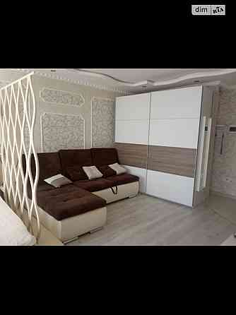 Оренда Квартира 1-кімнатна, 6/9 поверх на вул. Райдужна, 58 Киев