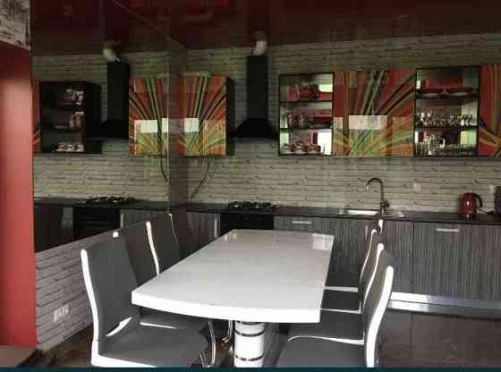 Оренда Квартира на ул. Адмирала Ушакова Київ