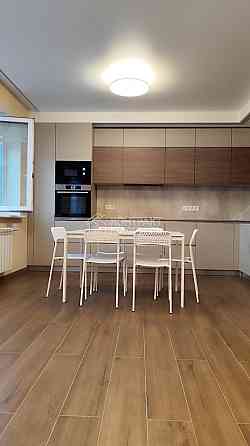 Продаж Квартира 3-кімнатна, 13/23 поверх на вул. Академіка Павлова Харків