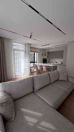 Продаж 2к Квартира 78 кв.м Салютна вул. Kiev