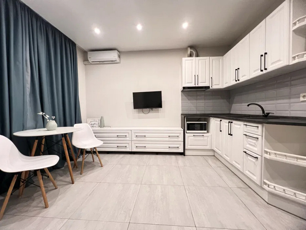 Продаж Квартира 1-кімнатна, 1/4 поверх на вул. Практична, 2 Kiev - photo 1