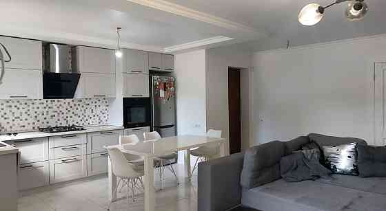 Продаж Квартира 3-кімнатна на ул. Ильфа и Петрова, 6 Одеса