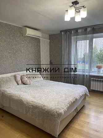 Продаж 2-х к.кв. по вул. Здолбунівській , метро Осокорки в Дарницькому р-ні. Код об'єкту №:21144740 Киев