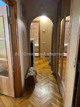 Продаж Квартира 3-кімнатна, 9/10 поверх на Печенізька вул., 9 Київ