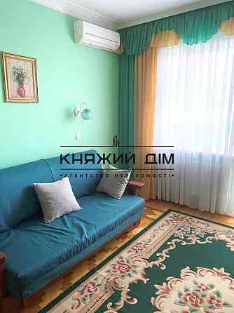 Оренда Квартира 3-кімнатна, 11/16 поверх на Анны Ахматовой ул. Київ