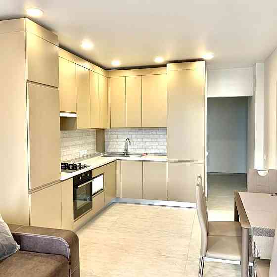 Оренда Квартира 2-кімнатна, 9/10 поверх на ул. Центральная, 19 Київ