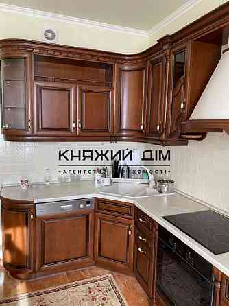 Оренда Квартира 2-кімнатна, 6/9 поверх на Щекавицкая ул. Киев