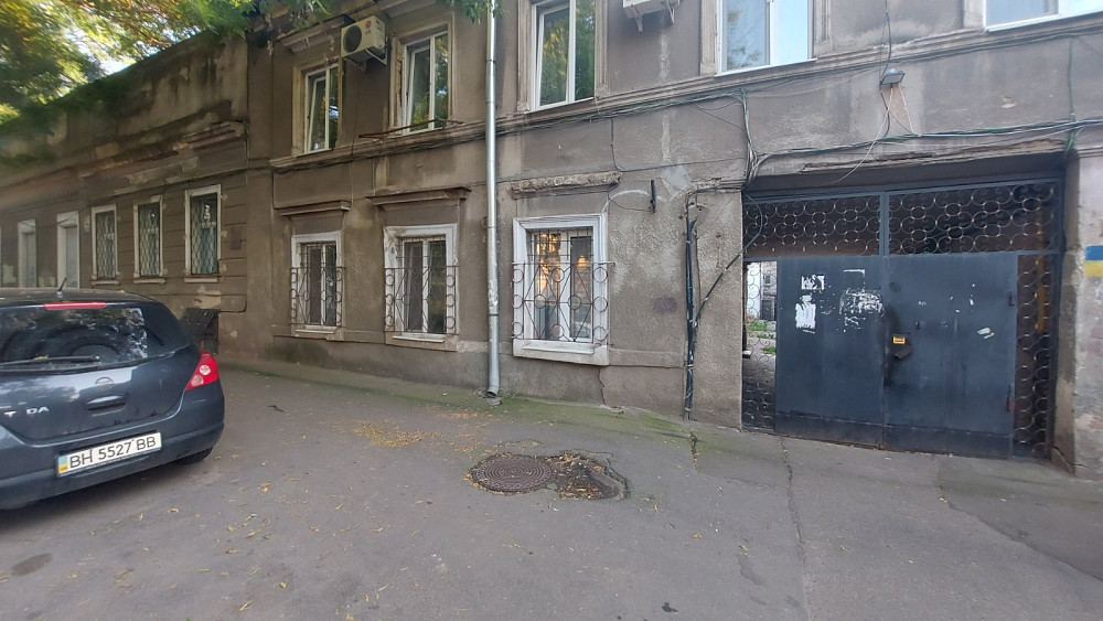 Продам  3х комнатную квартиру в центре(фасад). Одеса - фото 2