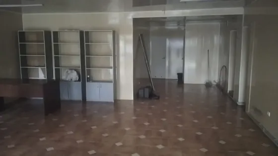 Продажа Помещение в жилом доме площадь 60 кв.м 1-й этаж на Грушевського Ужгород