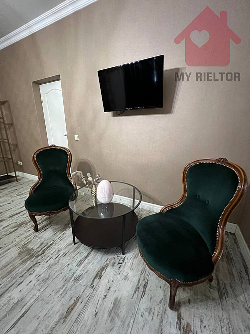 Оренда приміщення вільного призначення на Берчені, 40 поверх - 1/1 Uzhhorod - photo 1