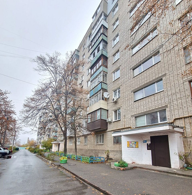 Продаж Квартира 4-кімнатна, 9/9 поверх на Строителей, 20 Дніпро - фото 1