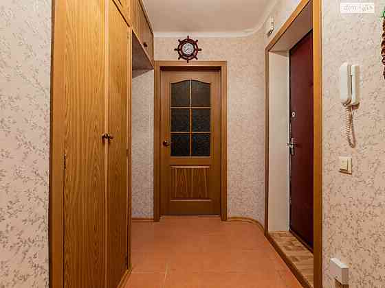 Продаж Квартира 1-кімнатна, 2/5 поверх на Первомайського Леоніда вул., д. 6 Київ