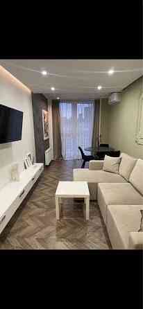 Оренда Квартира 2-кімнатна, 25/25 поверх на ул. Михаила Драгоманова Киев