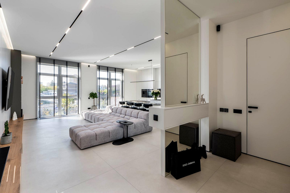 Продаж Квартира 3-кімнатна, 5/5 поверх на Університетська вул., д. 17-А Киев - изображение 7