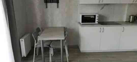 Оренда Квартира 1-кімнатна, 6/8 поверх на Метрологічна, 21б Киев