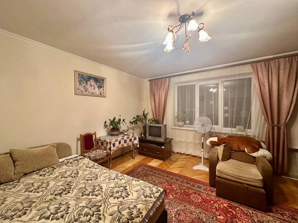 Оренда Квартира 3-кімнатна на вул. Чукаріна В. Львів - фото 1