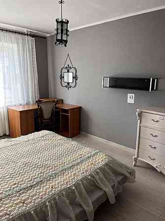 Оренда Квартира 2-кімнатна, 19/22 поверх на вул. Драгоманова, 2Б Киев