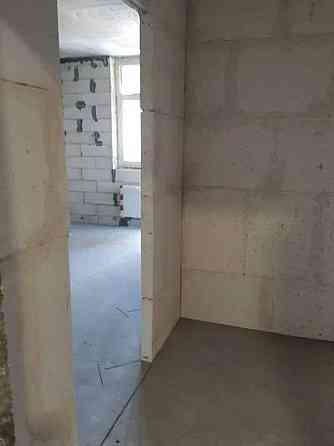 Продаж Квартира 2-кімнатна, 11/25 поверх на улица Ревуцкого, д.40 Київ