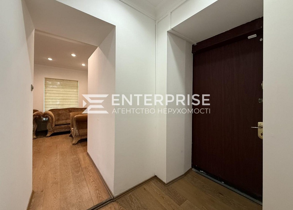 Оренда Квартира 3-кімнатна, 1/3 поверх на вул. Лютеранская Kiev - photo 12