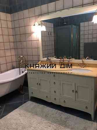 Продается элитный 3-х уровневый особняк LUCKY HOME площадью 1000 м2 в районе Канадская деревня Гостомель